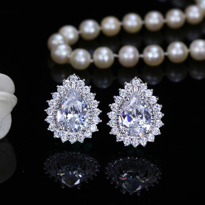 Shiny Pear Cut CZ Clip-On Earrings – No Piercing Stud Earrings for Women’s Wedding & Dress Accessories