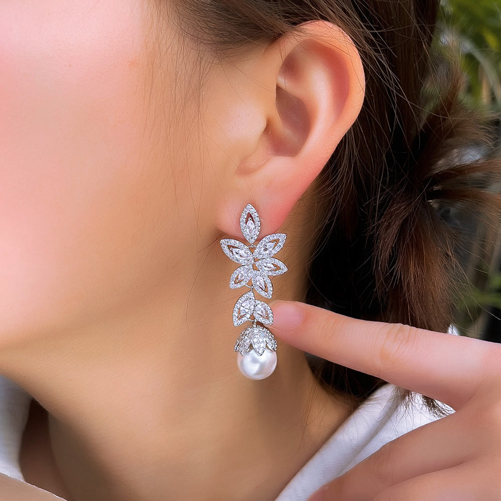 Bling Iced Out CZ Large Hoop Earrings – Round Cubic Zirconia Luxury Bridal & Party Jewelry for Women (Copy)