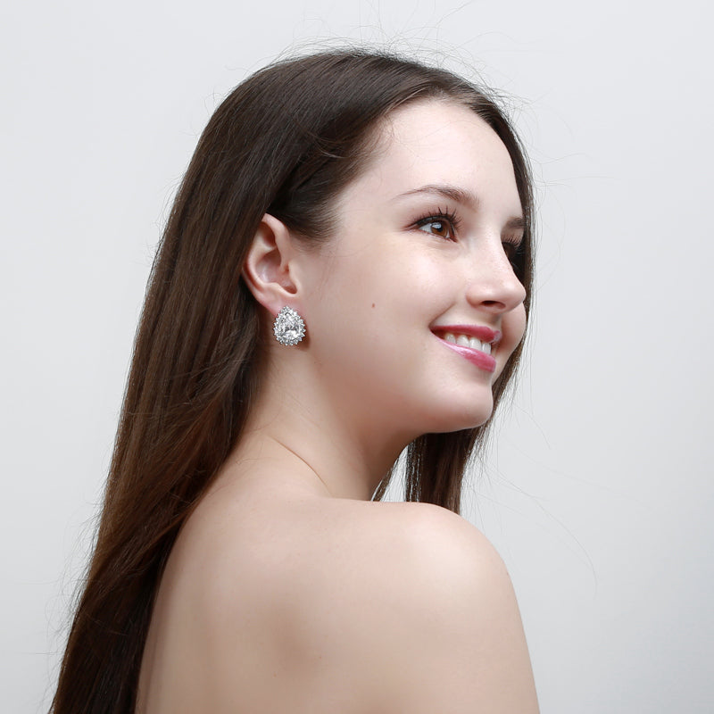 Shiny Pear Cut CZ Clip-On Earrings – No Piercing Stud Earrings for Women’s Wedding & Dress Accessories