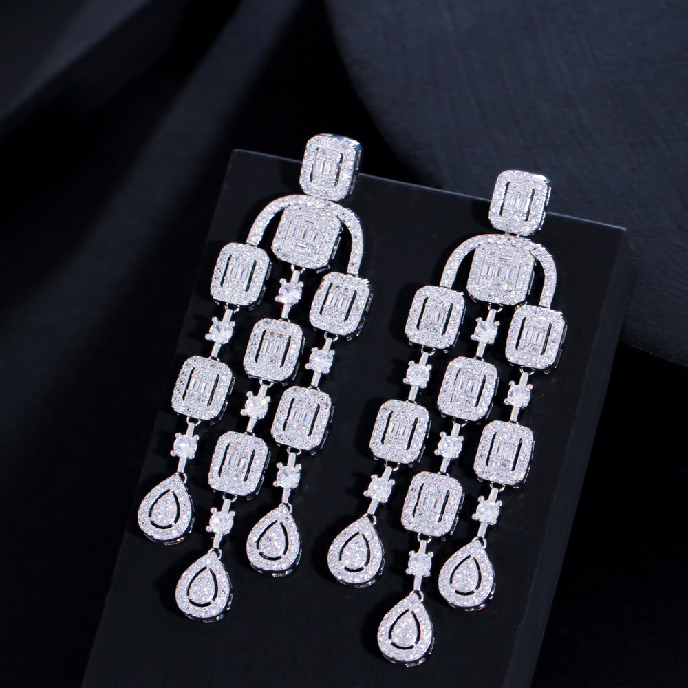 Elegant CZ Pave Tassel Dangle Earrings – Long Luxury Bridal Drop Earrings for Women’s Wedding Jewelry