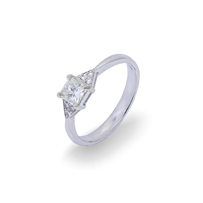 14K White Gold Diamond Engagement Ring - 0.61CT