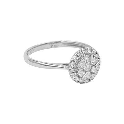 18k White Gold Diamond Engagement Ring - 0.50Ct.