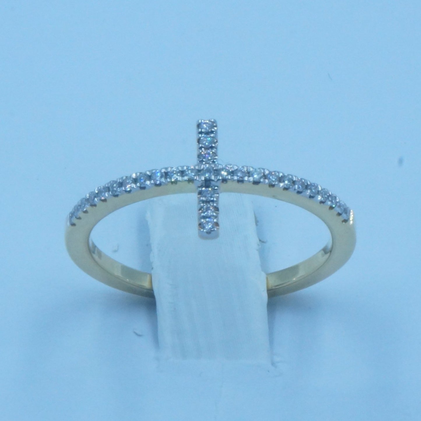 14K Yellow Gold Diamond Cluster Ring