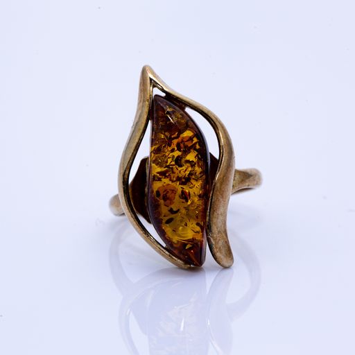 925 Sterling Silver Ring with Amber