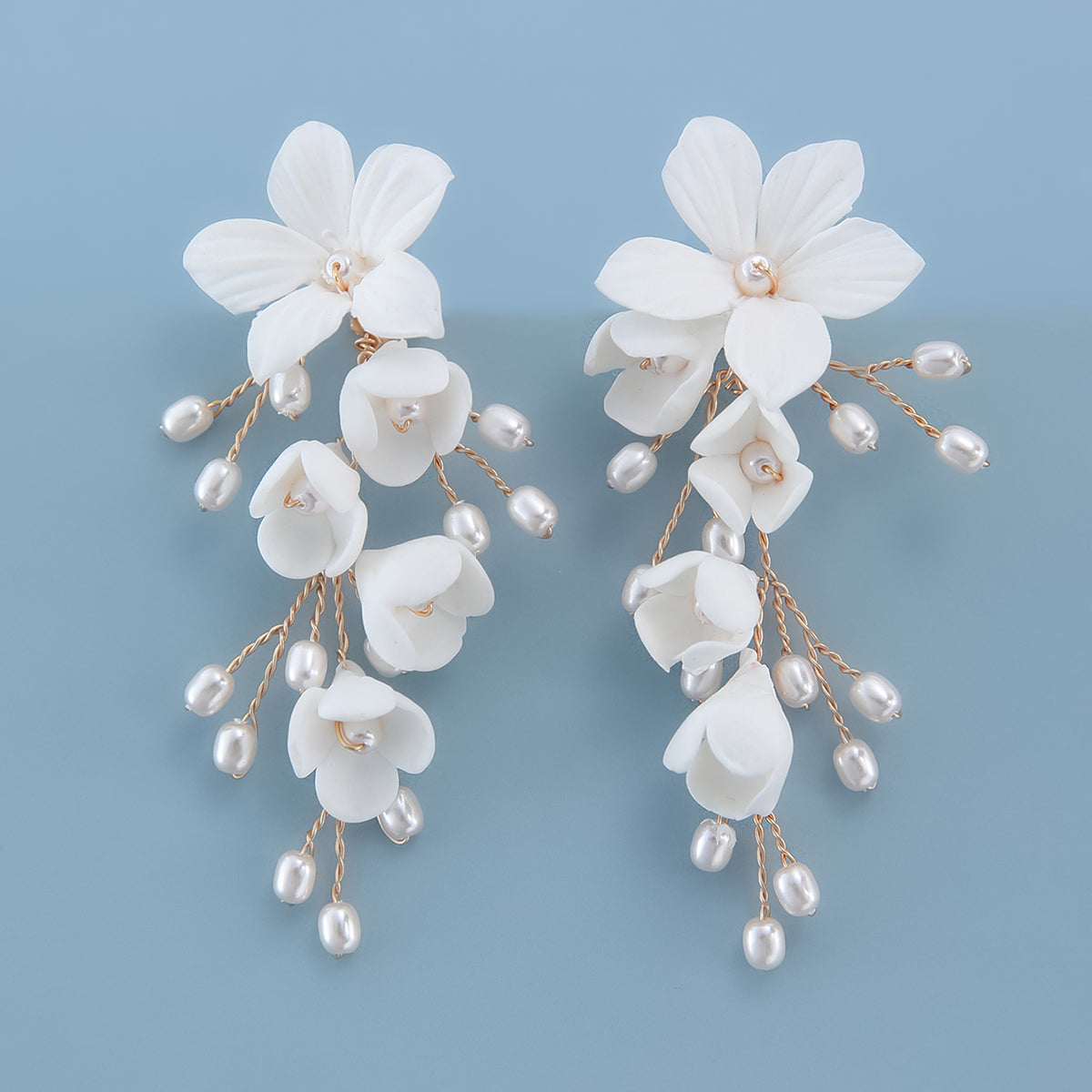 ELEGANT FLORAL PEARLS Dangling Earrings - H5746