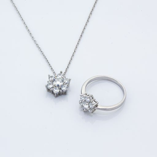 925 Sterling Silver Set - Flower Ring and Necklace