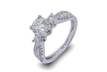 18K Round Diamond Bridal Ring