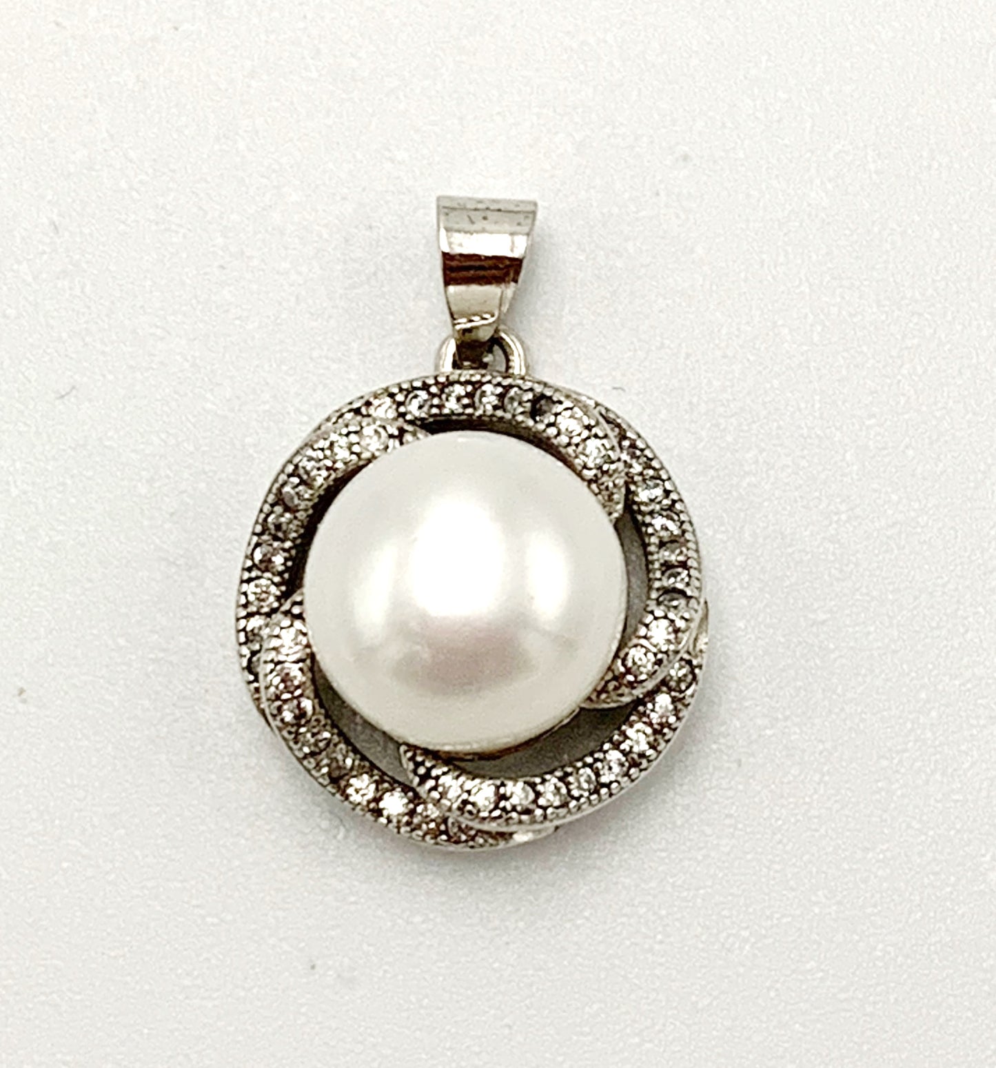 925 Sterling Silver Pendant Pearl with CZ   SI-IN-30
