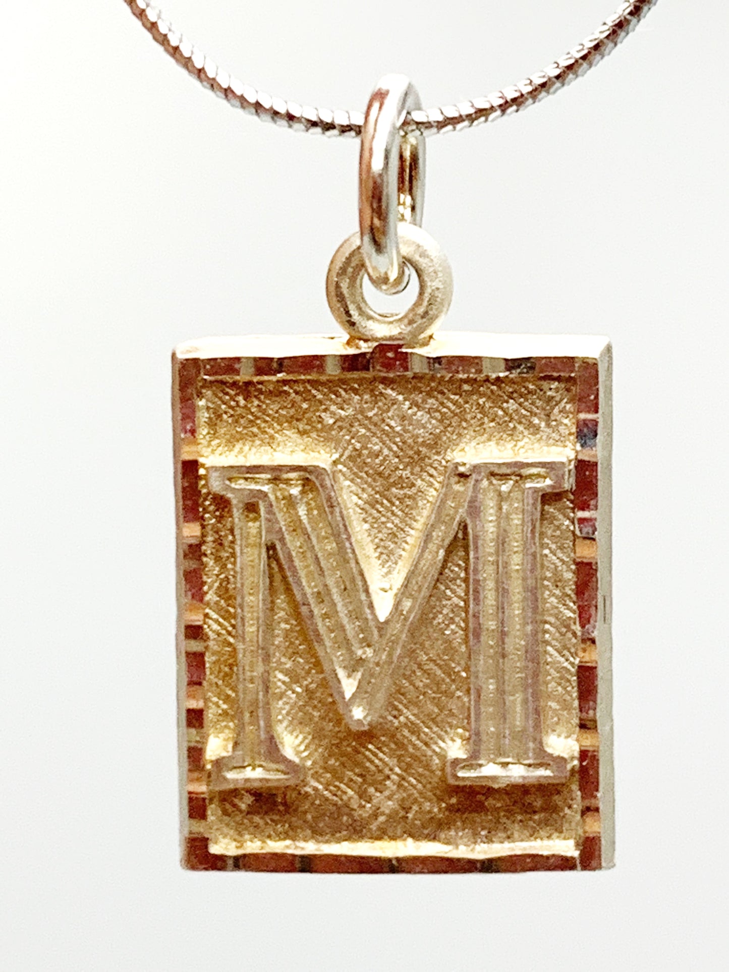 925 Sterling Silver M Pendant   SI-MJ248-12